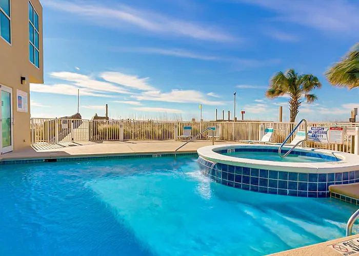 Apartment Crystal Shores 303 *